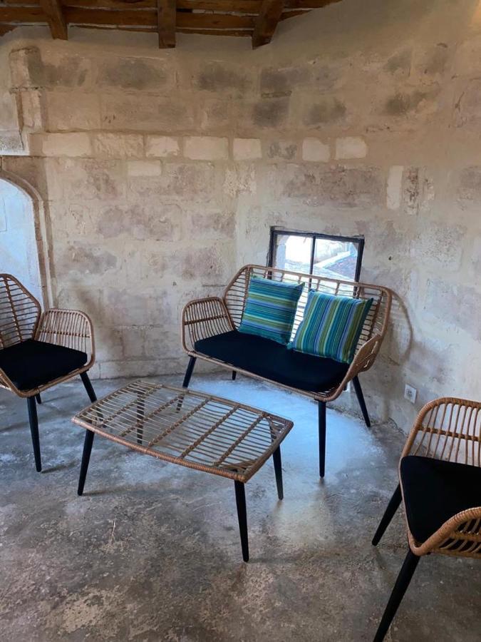 La Tour 3: Appart Au Coeur De La Petite Venise L'Isle-sur-la-Sorgue Kültér fotó